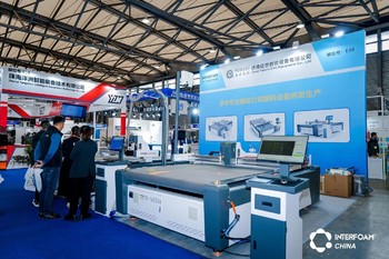 6c032117a48d0f8342eb6144bccacfbf